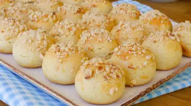 Çayın yanında ne yapsam diye düşünmeyin: Kıyır kıyır Sütlü Kurabiye tarifi!