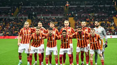 Galatasaray'ın Trabzon kafilesi açıklandı! Kadroda sürpriz isim