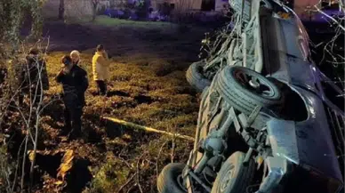 Arhavi'de kamyonetin çarpması sonucu anne ile oğlu hayatını kaybetti