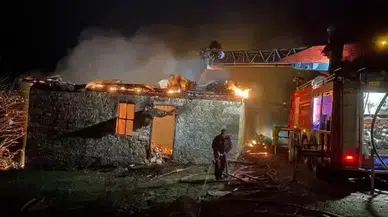 Samsun’da tarihi Hamit Ağa Konağı yandı