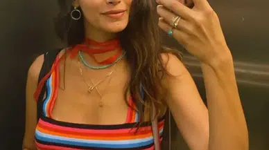 Kızılcık Şerbeti'nin Alev'inden iddialı poz! Müjde Uzman'ın mini elbiseli hali göz kamaştırdı!