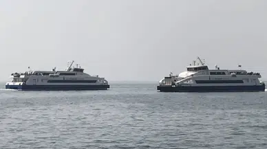İzmir'de arabalı vapur seferleri tekrar başladı