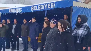 ARTVİN ARDANUÇ GEÇİTLİ KÖYÜ'NDE 8. KAR FESTİVALİ DÜZENLENDİ