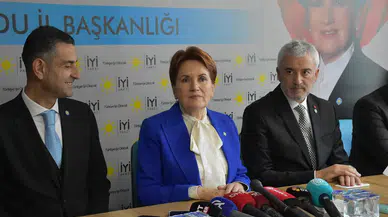 Akşener'den CHP'ye gönderme: PKK'ya terörist diyemeyen DEM'li kafalara yönelmeyin