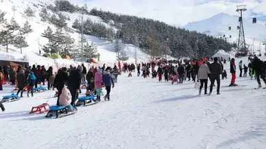 Palandöken Kayak Merkezi'nde yarıyıl yoğunluğu