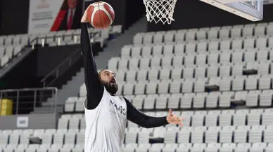 Tarzanların Rakibi Karşıyaka... İzmir'de derbi heyecanı yaşanıyor