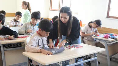 Çayırova'da eğitimle birlikte kendilerini de geliştiriyorlar