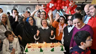 Antalya Muratpaşa'da özel çocuklara özel kutlama