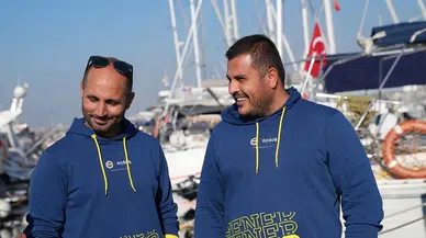 Fenerbahçe Doğuş Yelken sporcuları Türkiye rekoru turunda