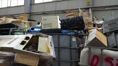 Geri dönüştürülmeyen elektronik atıklar doğayı ve insan sağlığını tehdit ediyor