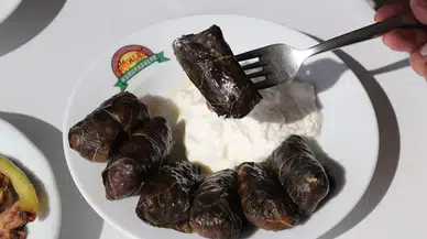 Bolu’da çay ocağı işleten çift, özel tarifleri “Muhlep” ile ağızları tatlandırıyor