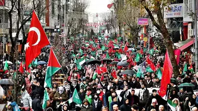 Binlerce kişi Ümraniye'de şehitler ve Filistin için yürüdü