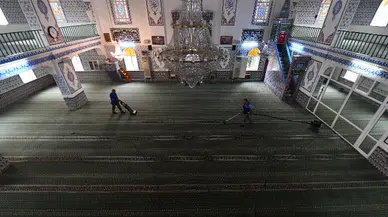 Büyükşehirden ibadethane ve evlere temizlik hizmeti