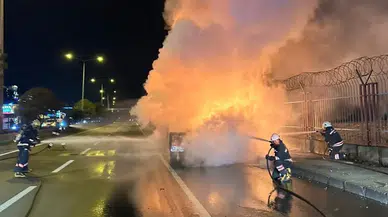 Ortahisar'da seyir halindeki tır çekici yandı