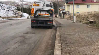 Bayburt Belediyesi, Sıcak Havayı Temizlik Fırsatına Çeviriyor!