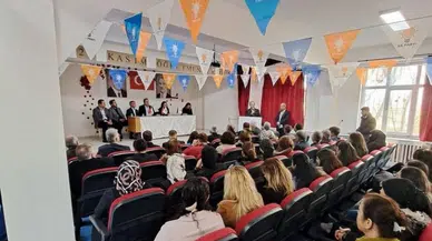 Enez'de lisede siyasi parti toplantısı! Tepkiler büyüyor!