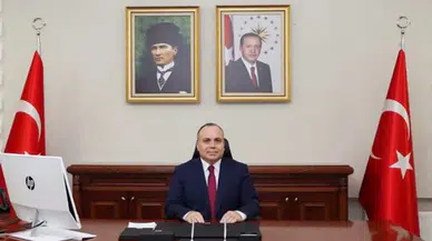 Artvin Valisi Ünsal çığ altında kalan operatörün ailesini ziyaret etti