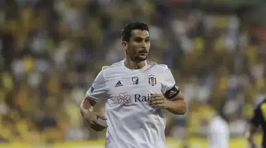 Beşiktaş'ta Necip Uysal geri dönüyor