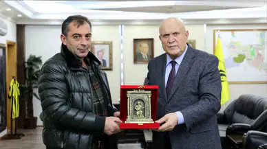 Bayburt Saat Kulesi Restorasyonu Tamamlandı, Plaket Töreni Düzenlendi