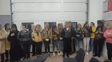 Şanlıurfa'da eğlence mekanlarında denetim; kayıt dışı çalıştırılan 16 Suriyeli kadın yakalandı