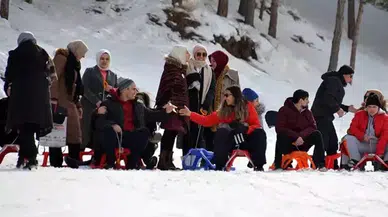 Engelli öğrenciler, Palandöken'de kızakla kaydı