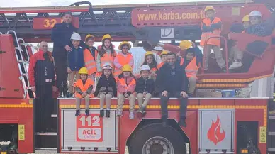 Çayeli İtfaiyesi kapılarını miniklere açtı