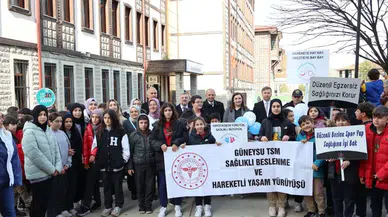 Güneysu'da  “Sağlıklı Beslenme ve Hareketli Yaşam Yürüşü” düzenlendi