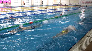 Alman yüzücüler, yüksek irtifadan yararlanmak için Erzurum'da kamp yaptı