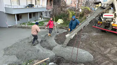 Fındıklı'da betonlama çalışmaları sürüyor