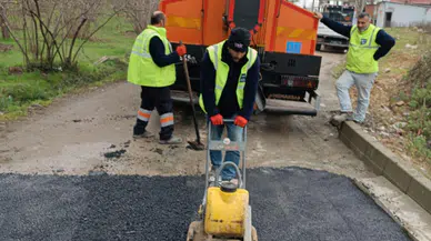 Arsin Belediyesi Fen İşleri Müdürlüğü Ekipleri, İlçede Yoğun Çalışmalarını Sürdürüyor