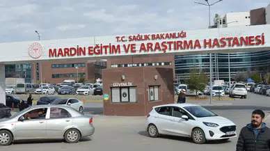 Mardin'de meslektaşlarıyla tartışan hemşirenin çağırdığı grup, yoğun bakım önünde sağlık çalışanlarını darp etti