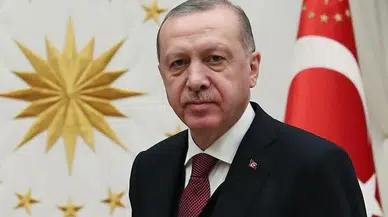 Cumhurbaşkanı Erdoğan, Trabzon'da belediye başkan adayları tanıtım törenine telefonla bağlandı