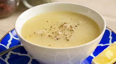 Kış aylarının şifa kaynağı: İçinizi ısıtacak Tavuk Suyu Çorbası tarifi