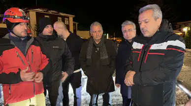 Rize'de iş makinesi operatörü çığ düşmesi sonucu yaralandı