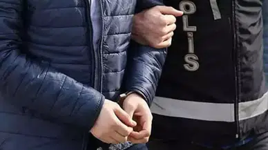 Kuleye ve uçaklara lazer tutan yolcu Antalya'da gözaltına alındı