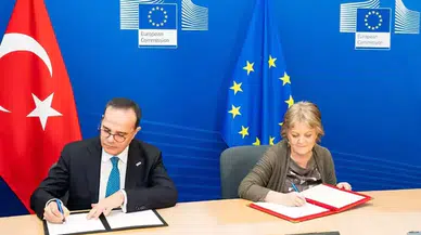 1 milyar avroluk deprem desteğinin 400 milyonu için imzalar atıldı