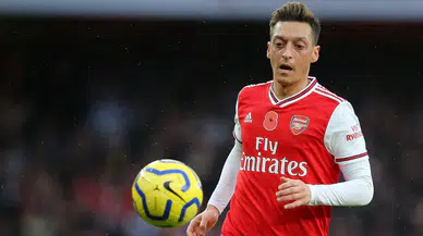 Mesut Özil'in 'mavi kart' paylaşımı olay oldu... Real Madrid taraftarları bunu beğendi