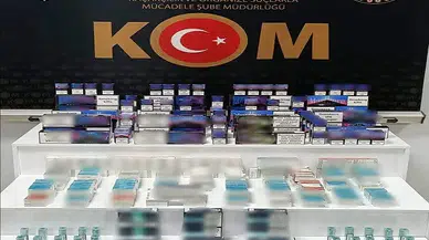 Trabzon'da kargo paketinde elektronik sigara ve tütün mamulleri ele geçirildi