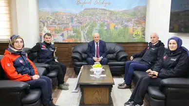 Bayburt AFAD İl Müdürü Arslan, Deprem Haftası Kapsamında Başkan Pekmezci'yi Ziyaret Etti