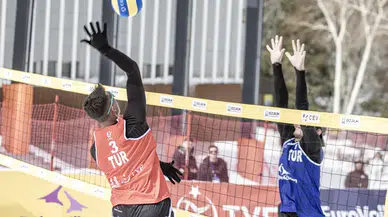CEV Kar Voleybolu Avrupa Turu'nun 2. etabı Erzurum'da başladı