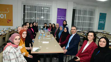 Trabzon Valisi Aziz Yıldırım'dan Öğrencilere Motivasyon Konuşması