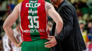 Pınar Karşıyaka ligde tam gaz