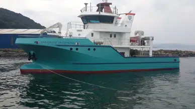 RTEÜ Rektörü Yılmaz Karadeniz Araştırma Gemisi'ni ziyaret etti