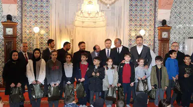 Güneysu'da "Camiler Çiçek Açıyor" projesi kapsamında çocuklara ödülleri verildi