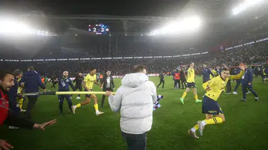 Trabzon'da olaylı maçta sahaya giren 12 şüpheliden 2'si tutuklandı