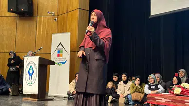 Saliha Erdim'in katılımıyla "Ailede Ramazan Nasıl Yaşanmalı" konferansı düzenlendi