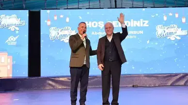 Nihat Hatipoğlu, Sultangazi’de Ramazan etkinliklerine katıldı
