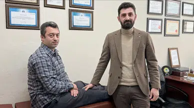 Diz bağlarındaki kopma nedeniyle 3 yıldır güçlükle yürüyen kişi ameliyatla sağlığına kavuştu