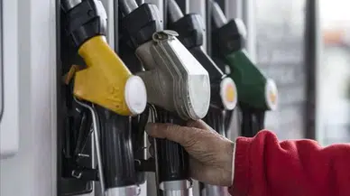 Motorine indirim geldi, işte güncel akaryakıt fiyatları