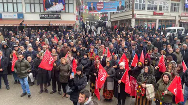 Suiçmez, Tonya Mitinginde Tonyalılarla Buluştu